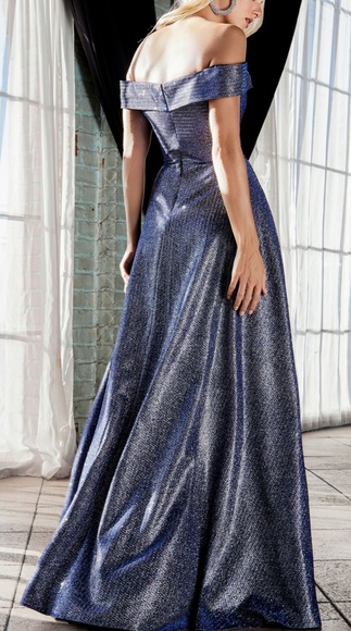 Platinum silver Metallic finish long formal evening gown - Picture 3 of 7